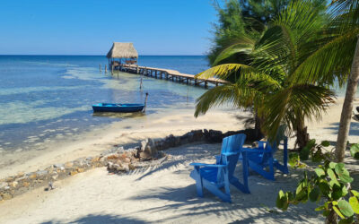 Discovering The East Side of Roatan!